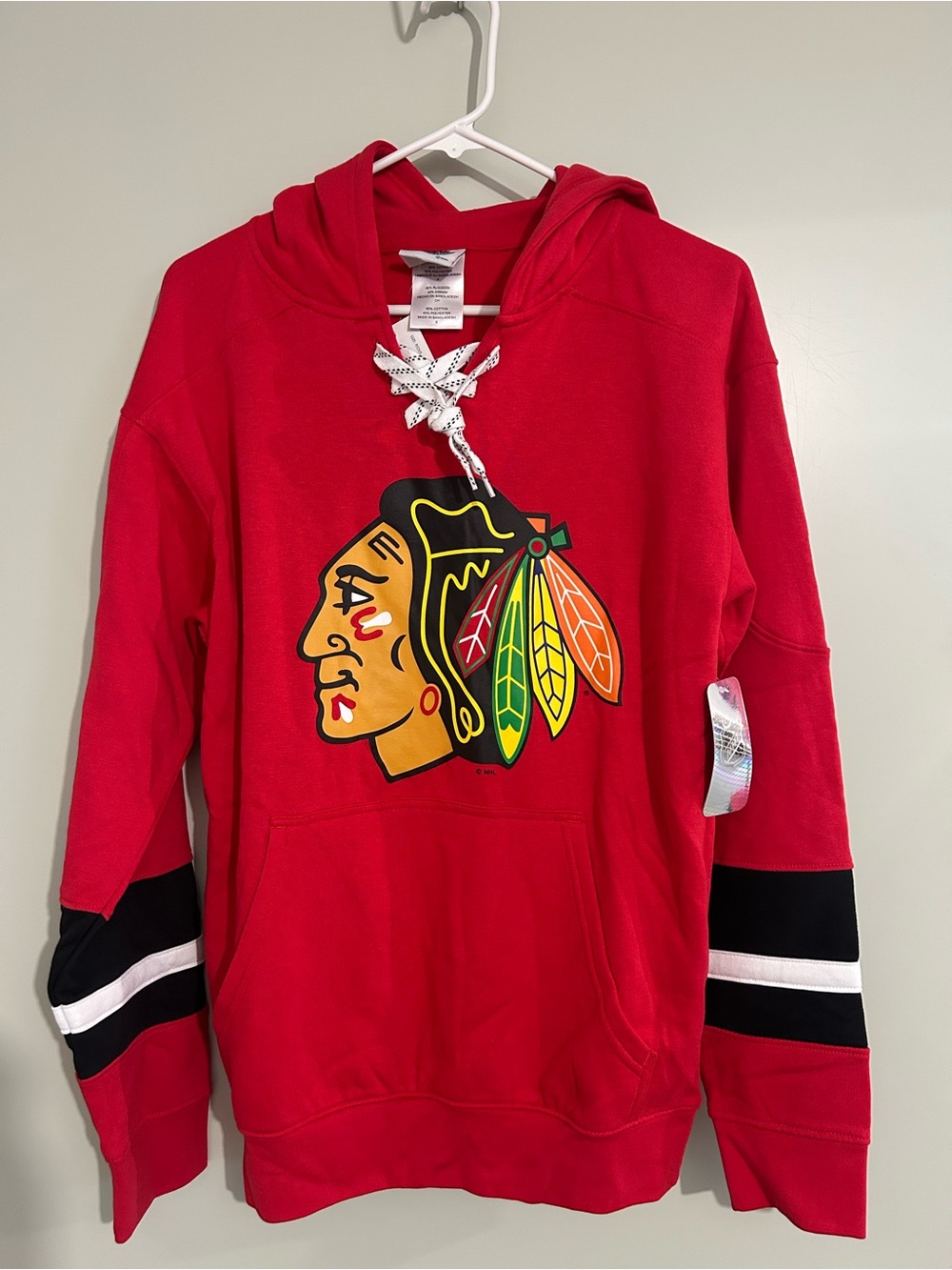 NHL Chicago Blackhawks Red Lace-Up Crewneck Hoodie